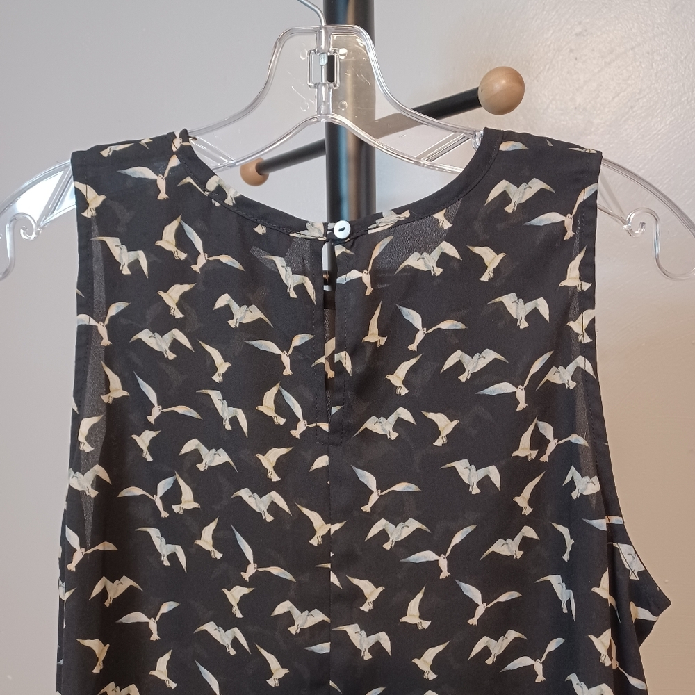 Karen Kane Sleeveless Blouse Size Large - Picture 5 of 5